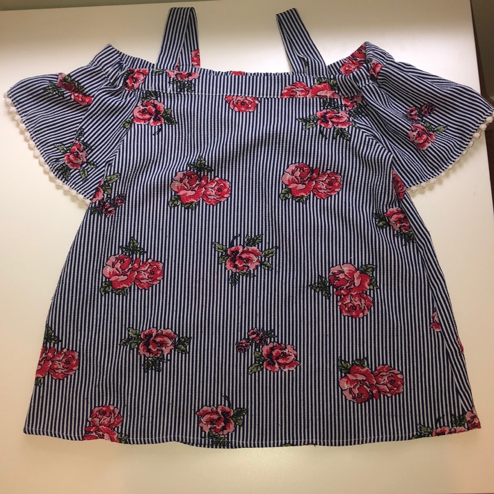 Monteau off the shoulder blouse